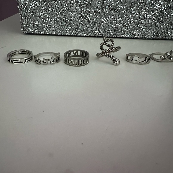 6 RINGS for $4.00! - Picture 2 of 2